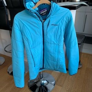 Women’s Blue Patagonia light puffer XS